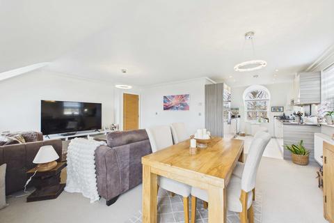undefined, Thorpe Hall Avenue, Southend-on-sea, SS1