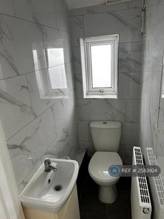 3 bedroom semi-detached house to rent, Cateswell Road, Birmingham, B11