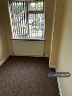 3 bedroom semi-detached house to rent, Cateswell Road, Birmingham, B11