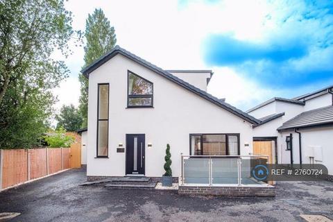 4 bedroom detached house to rent, Goldthorn Hill, Wolverhampton, WV2
