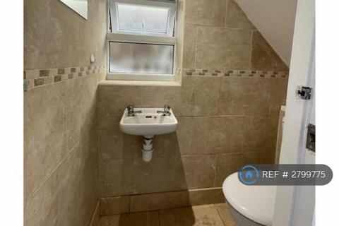 3 bedroom semi-detached house to rent, Tintern Road, Cheadle Hulme, Cheadle, SK8