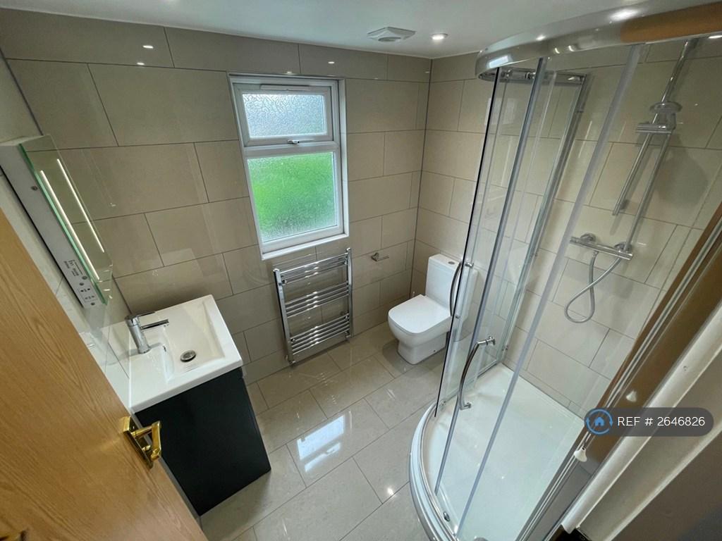 Upstairs Bathroom