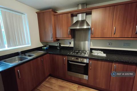 3 bedroom terraced house to rent, Bishops Close, Birmingham, B23