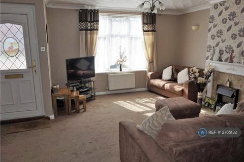 2 bedroom terraced house to rent, Marlborough Road, Dagenham, RM8