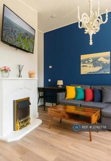 2 bedroom flat to rent, Easter Drylaw Bank, Edinburgh, EH4