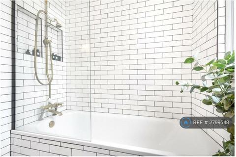 1 bedroom flat to rent, Block B Peabody Estate, London, SE17