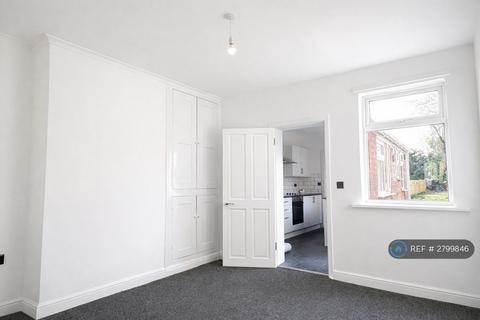 undefined, Grove St, Newark, NG24