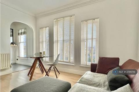 1 bedroom flat to rent, Loughborough Road, London, SW9