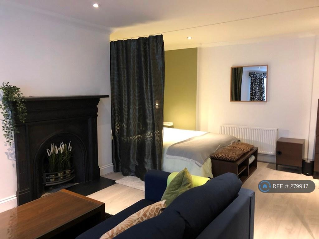 Sleeping Area From Lounge