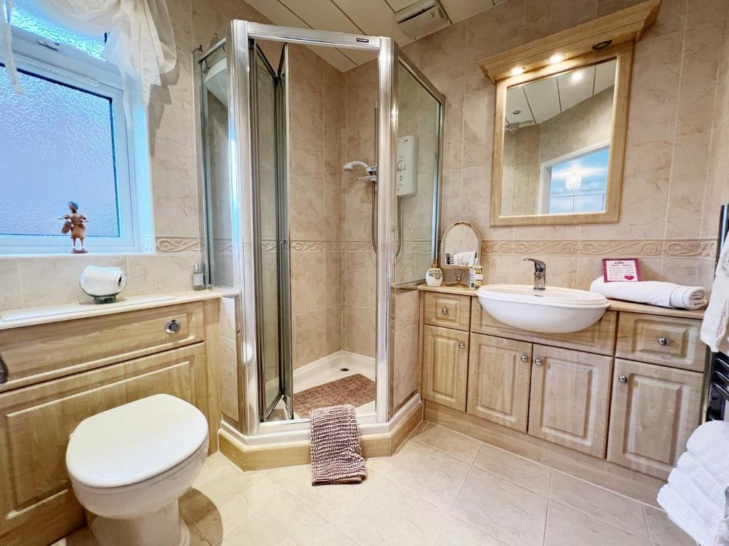 Ensuite