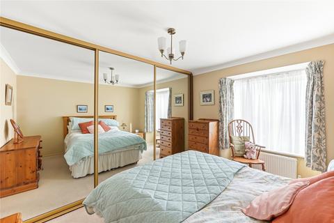 undefined, De Parys Avenue, Bedford, Bedfordshire, MK40