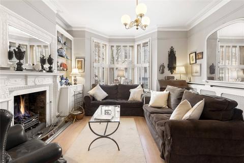 4 bedroom terraced house for sale, Sugden Road, SW11