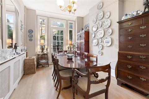 4 bedroom terraced house for sale, Sugden Road, SW11