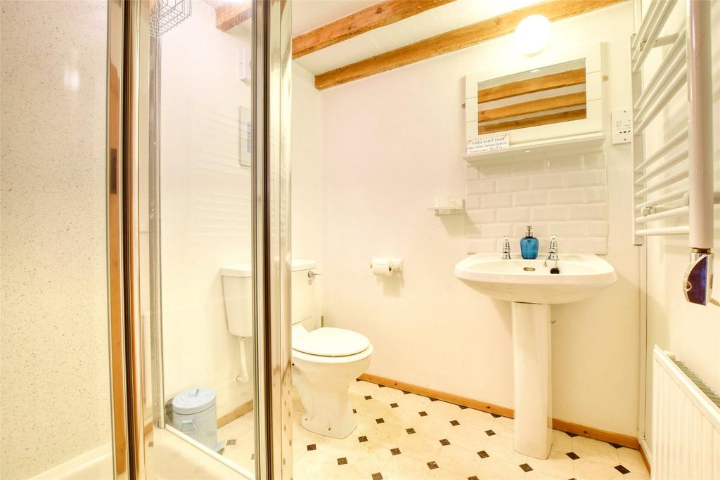 Bramble Shower Room
