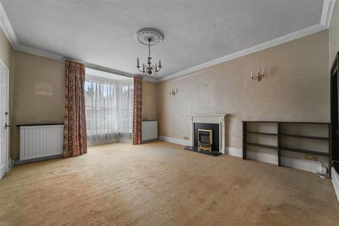 4 bedroom terraced house for sale, Town Street, Thaxted, Nr Great Dunmow, Essex, CM6