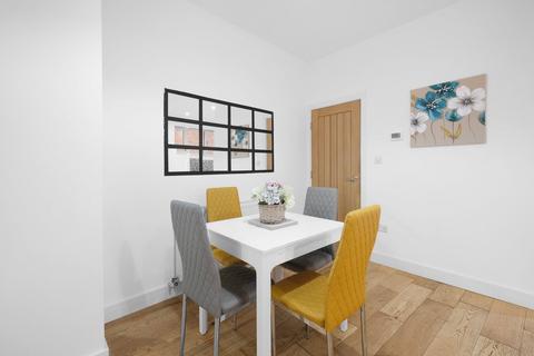 undefined, 360 HP11 Easton St 6-2