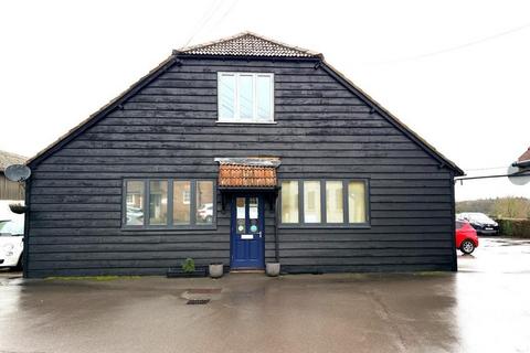 Retail property (high street) to rent, Town Walk Reading RG1 2AQ