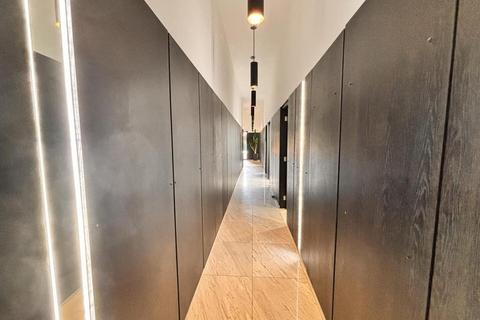 Office to rent, 45 Holmes Rd London NW5 3AQ