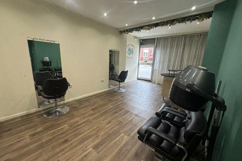 Retail property (high street) to rent, Queens Hl Newport NP20 5HJ