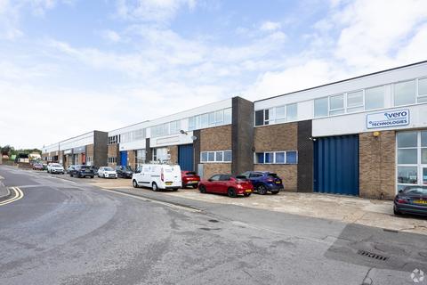 Warehouse to rent, Shamblehurst Ln Southampton SO30 2FY