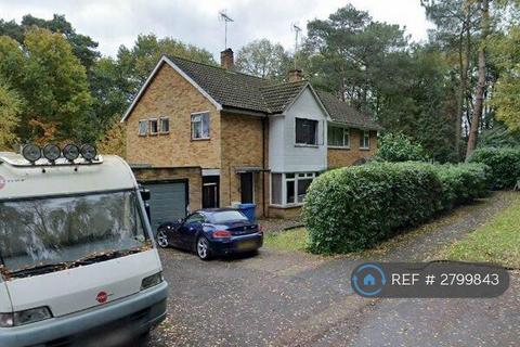 undefined, Milman Close, Berkshire, RG12