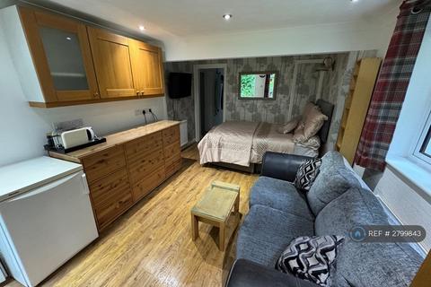 undefined, Milman Close, Berkshire, RG12
