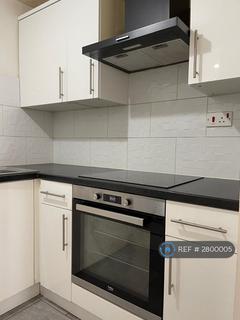 1 bedroom flat to rent, Saffron Court, London, E15