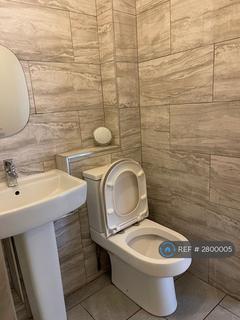 1 bedroom flat to rent, Saffron Court, London, E15