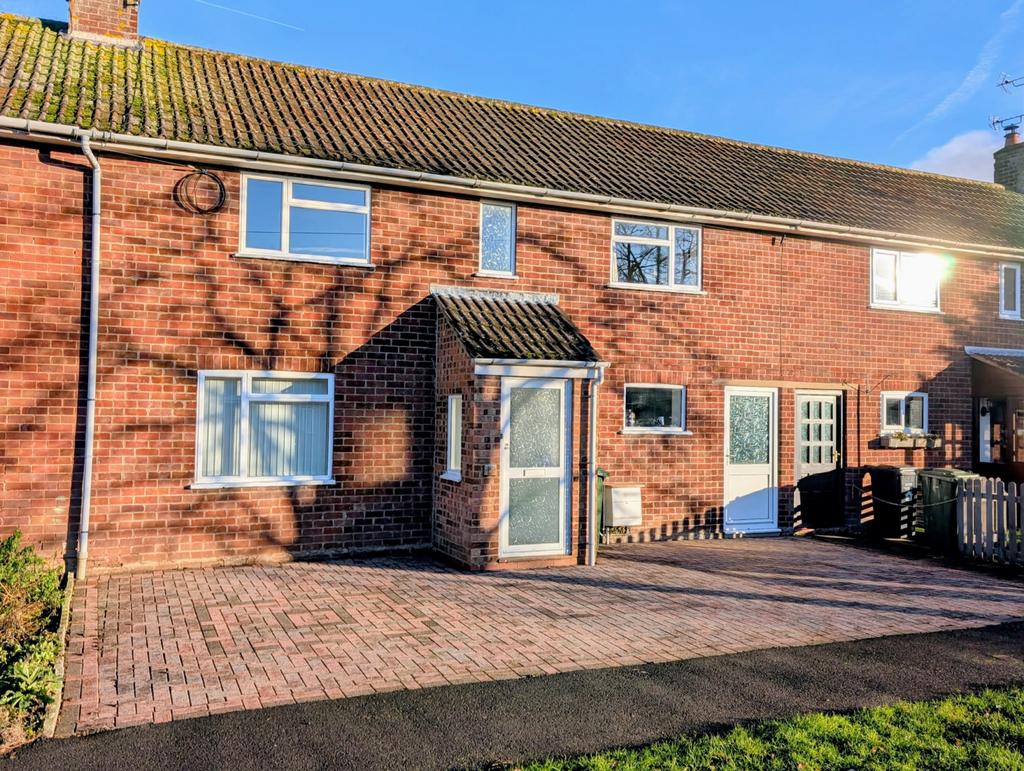 Stonewell Terrace, Pershore - Refurbished Three B