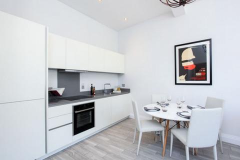 undefined, Thames Street, Windsor, SL4