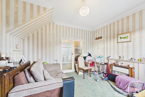 3 bedroom terraced house for sale, Lilac Avenue, Hull HU8