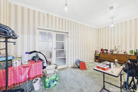 3 bedroom terraced house for sale, Lilac Avenue, Hull HU8