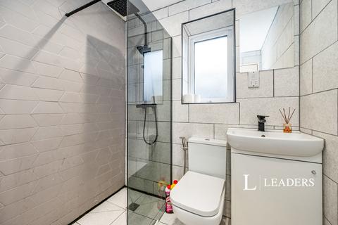 3 bedroom terraced house to rent, Cottage Grove, PO5