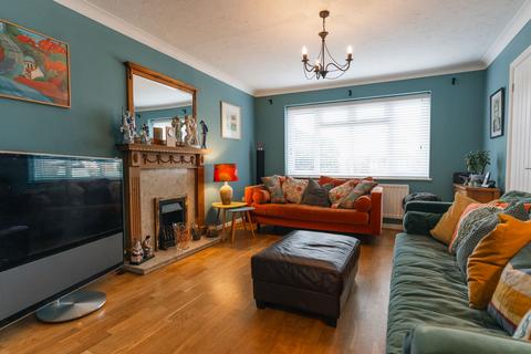 4 bedroom detached house for sale, Lyncroft Leys, Scraptoft, LE7