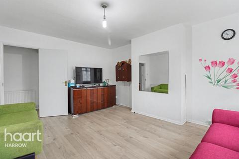 2 bedroom maisonette for sale, Paddocks Close, Harrow