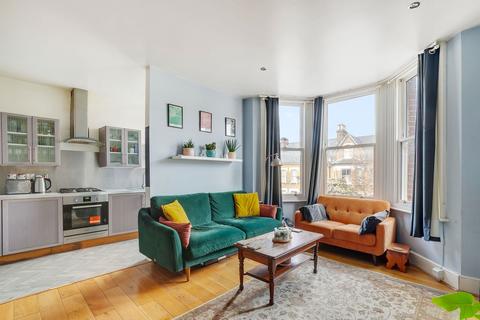 2 bedroom flat for sale, Alexandra Drive, London SE19