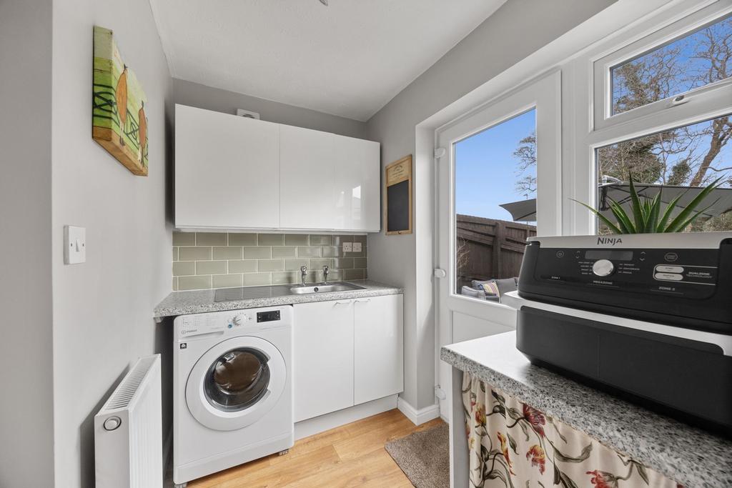 Utility Room with Sink