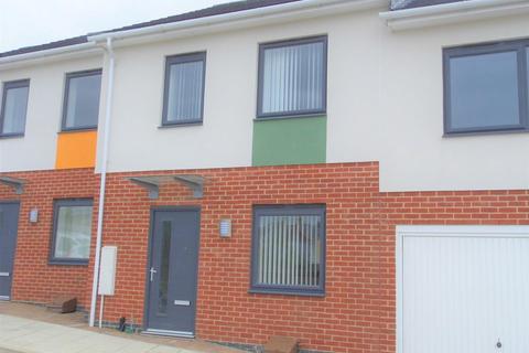 2 bedroom terraced house to rent, Colchester CO4