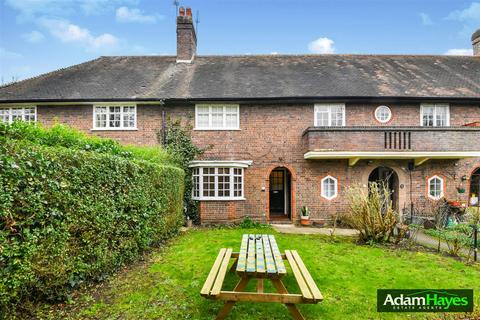 1 bedroom maisonette to rent, Neale Close, London N2