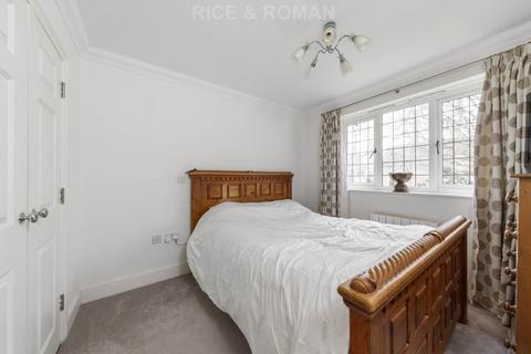 1 bedroom retirement property for sale, Epsom Road, Leatherhead KT22