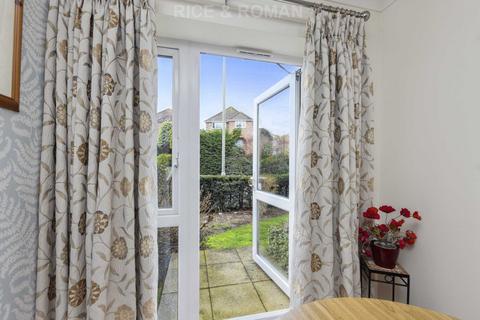 1 bedroom retirement property for sale, Kingston Avenue, Leatherhead KT22