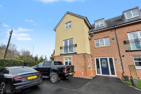 4 bedroom semi-detached house for sale, Redwood Avenue, Cleadon Vale, South Shields