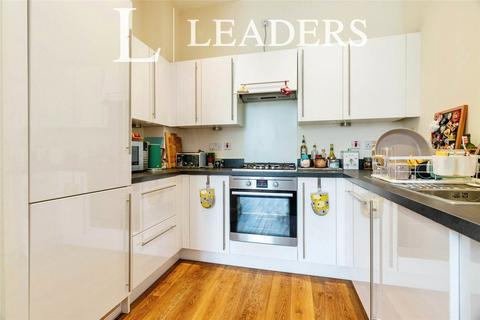 1 bedroom apartment for sale, Greenbank Court, Sherwood Way, Epsom