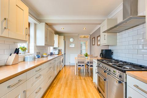 3 bedroom detached house for sale, Glynde Way, Southend-on-Sea, SS2