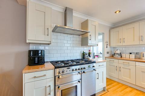 3 bedroom detached house for sale, Glynde Way, Southend-on-Sea, SS2