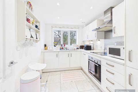 undefined, Hythe Road, Surbiton KT6