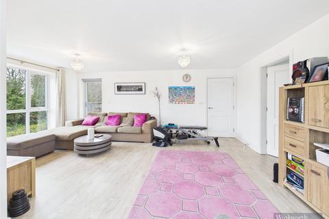 undefined, Hythe Road, Surbiton KT6