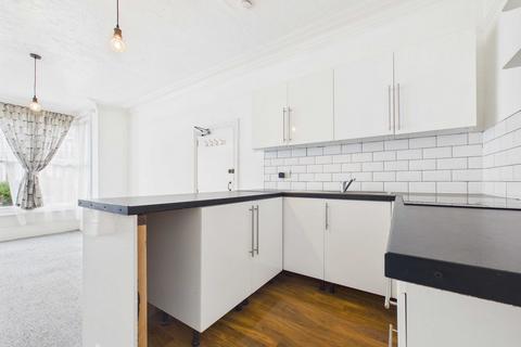 1 bedroom apartment for sale, Cobham Road, Westcliff-on-Sea, SS0