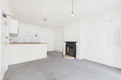 1 bedroom apartment for sale, Cobham Road, Westcliff-on-Sea, SS0
