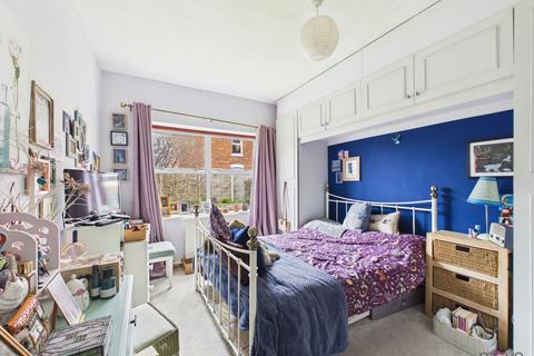 undefined, Gladstone Road, Gloucester GL1